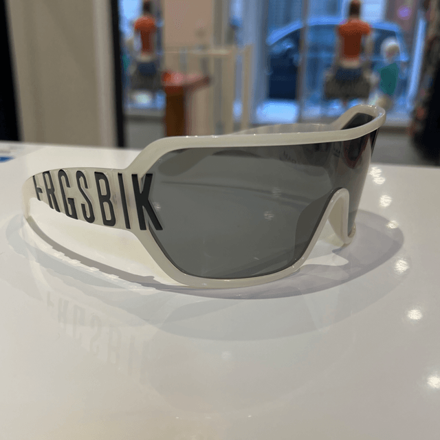 D.Bikkembergs #0409
