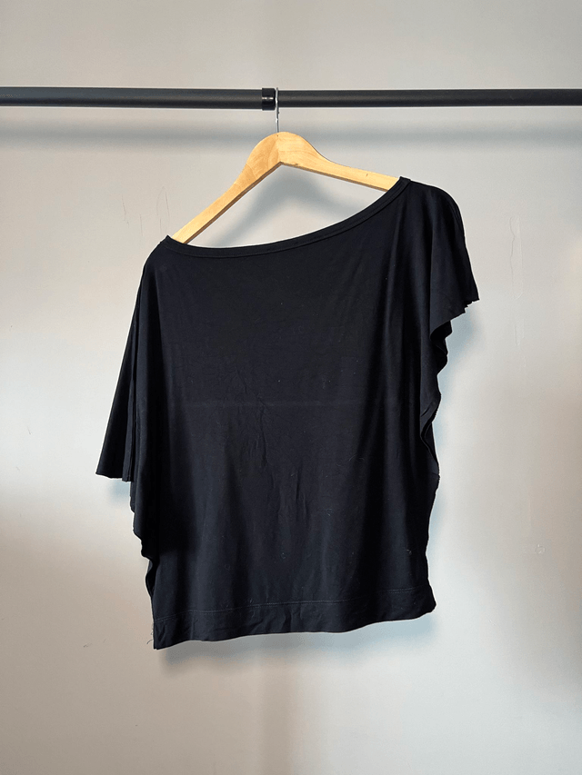 Bows asymmetric tee #0040