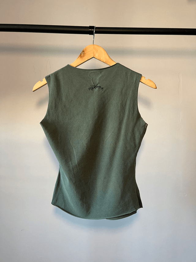 Vintage perfored tank top #0010